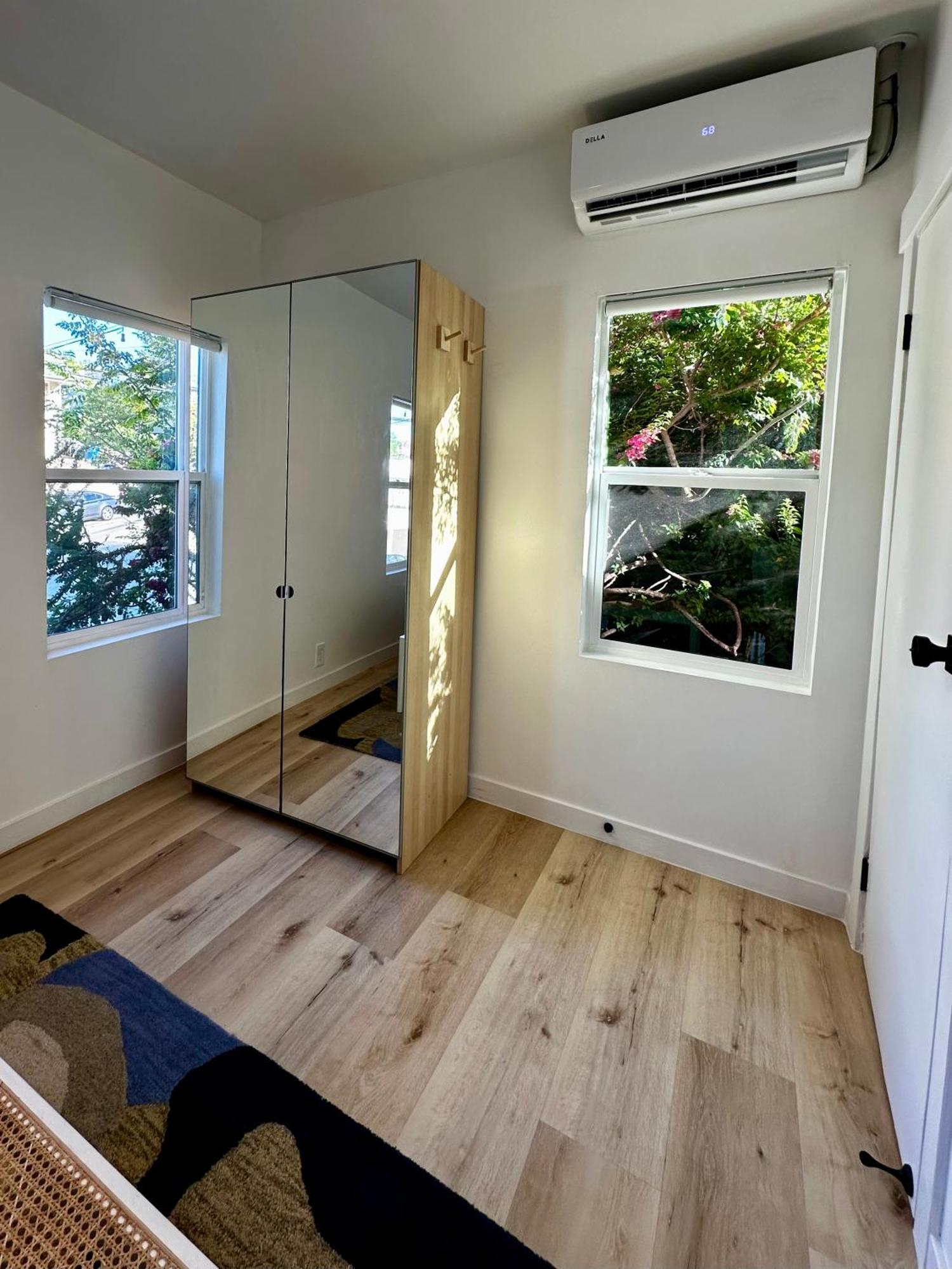 Modern, Remodeled Echo Park House-Walk To Sunset Blvd, Dodgers Stadium, Shops, Bars, Restaurants, Lake, Concerts ロサンゼルス エクステリア 写真